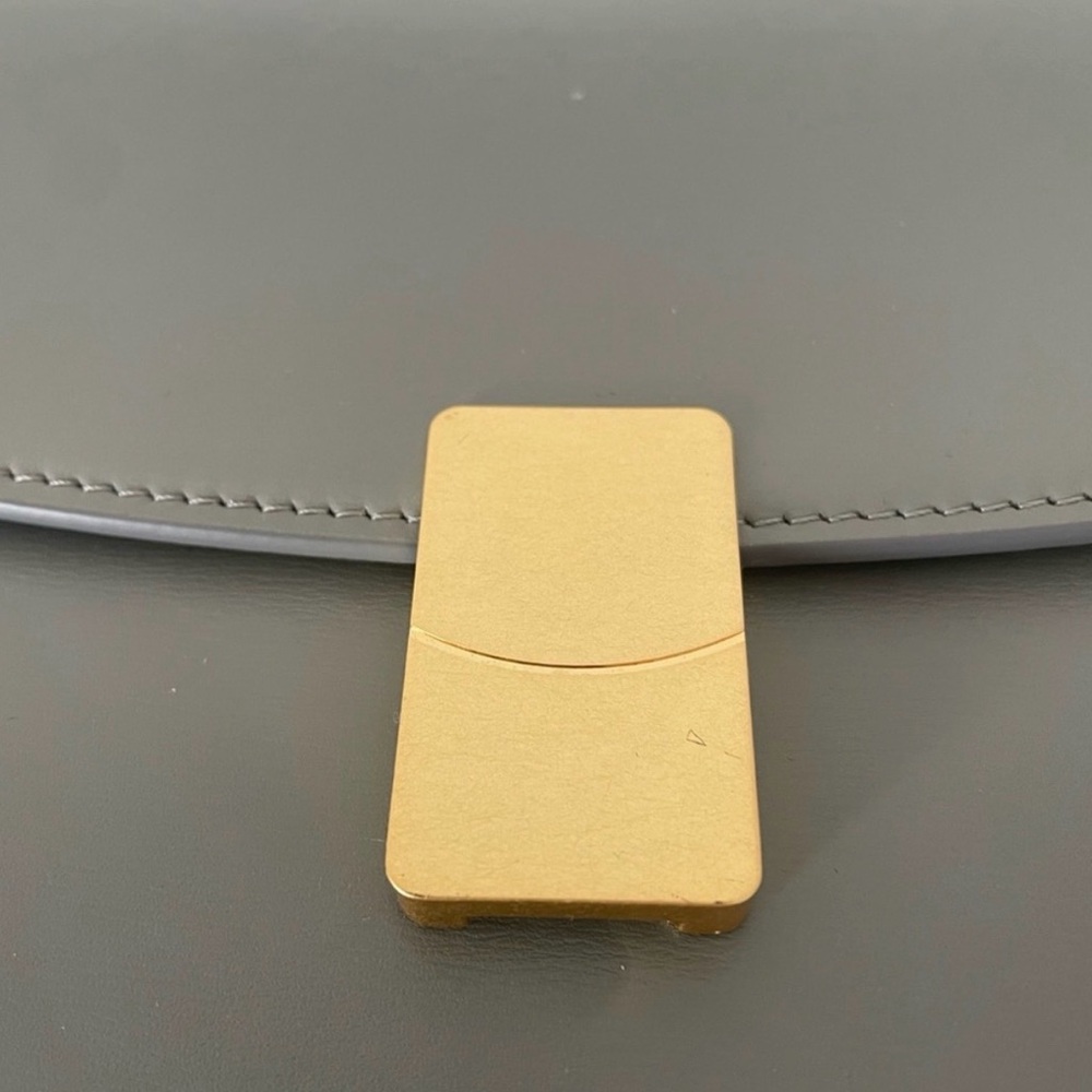 Leo et Violette Gray Leather Crossbody Bag - Picture 7 of 7